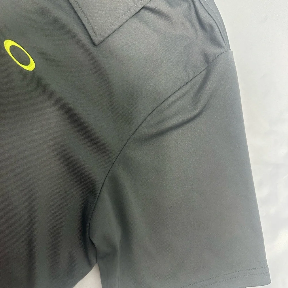Oakley Men's Polo Shirt in Gray with Yellow Logo - Picture 8 of 11